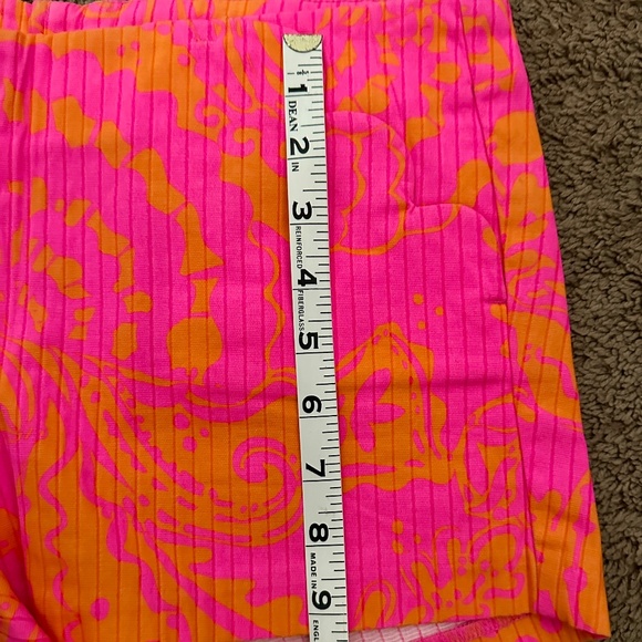 Lilly Pulitzer Liza shorts in Pop Pink Seaesta - size 2 - Picture 4 of 8